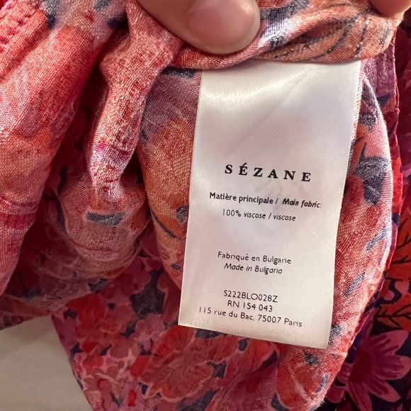 Sezane ABÉLIA BLOUSE. Last picture is from the website of the blouse styled. - Picture 3 of 5